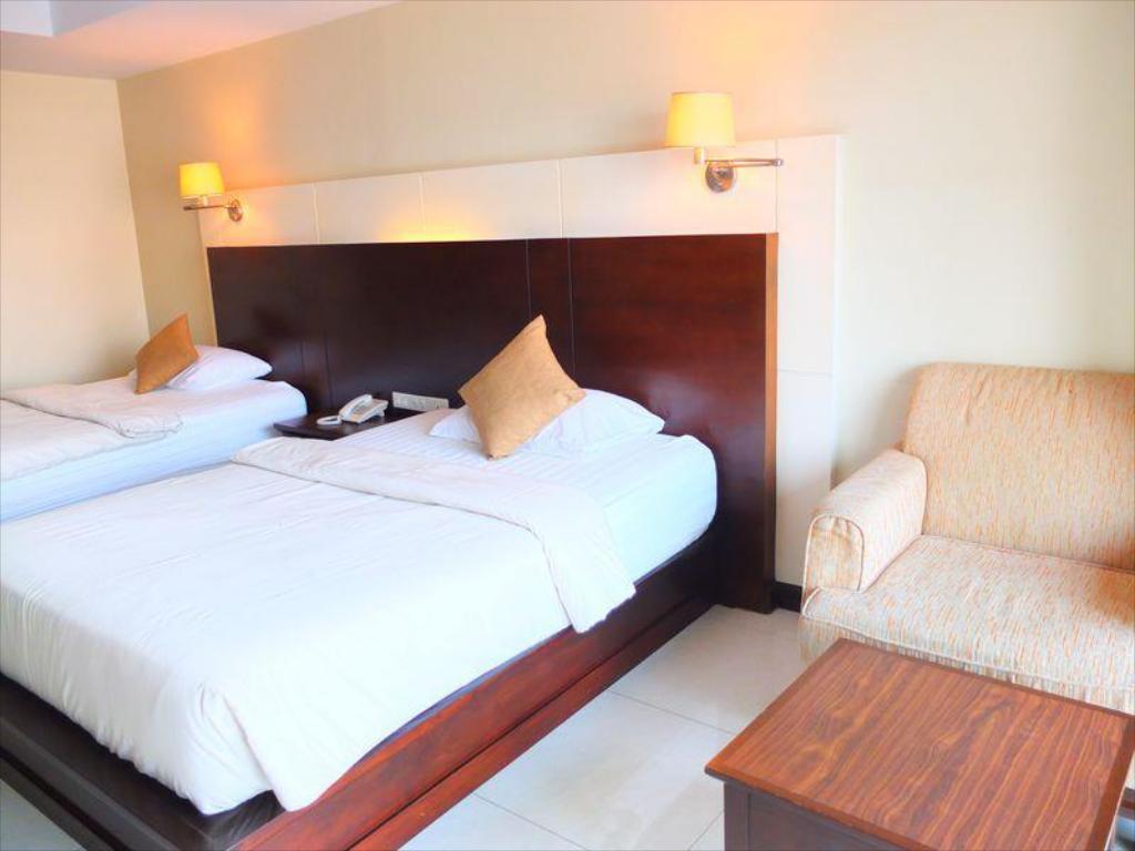 August Suites Pattaya Zewnętrze zdjęcie