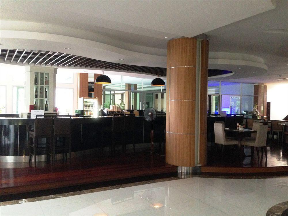 August Suites Pattaya Zewnętrze zdjęcie