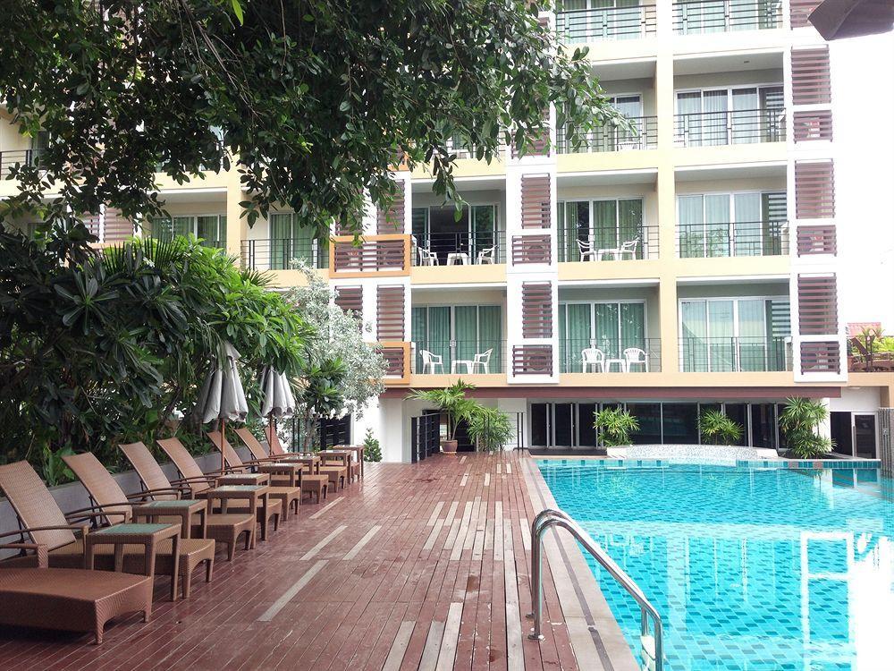 August Suites Pattaya Zewnętrze zdjęcie