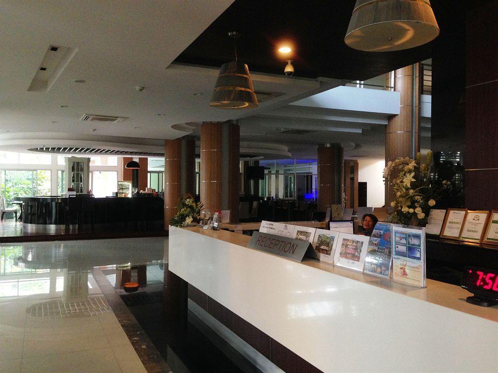 August Suites Pattaya Zewnętrze zdjęcie